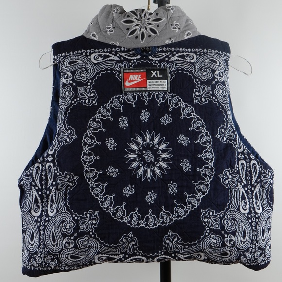 Custom Michael Irving Cropped puffer vest - Picture 6 of 6